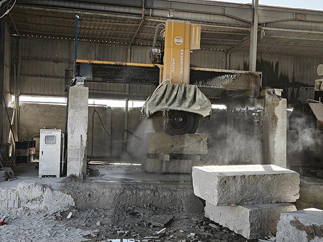 granite block cutting