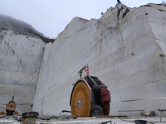 quarry mining machine