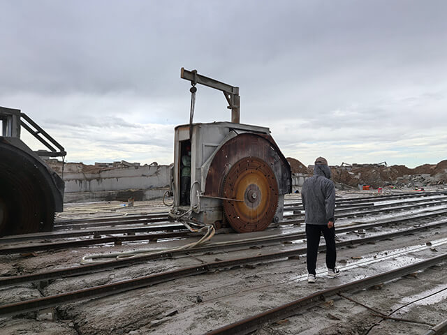 quarry mining machine