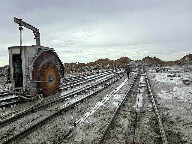 quarry mining machine