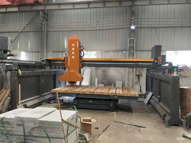 bridge tile saw